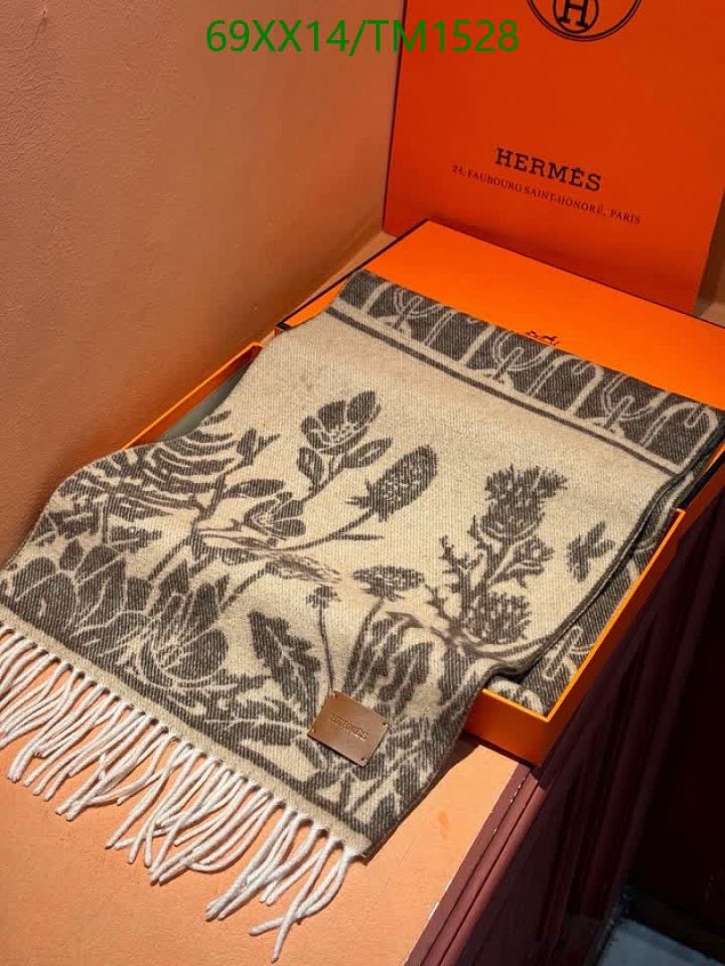 Hermes-Scarf Code: TM1528 $: 69USD
