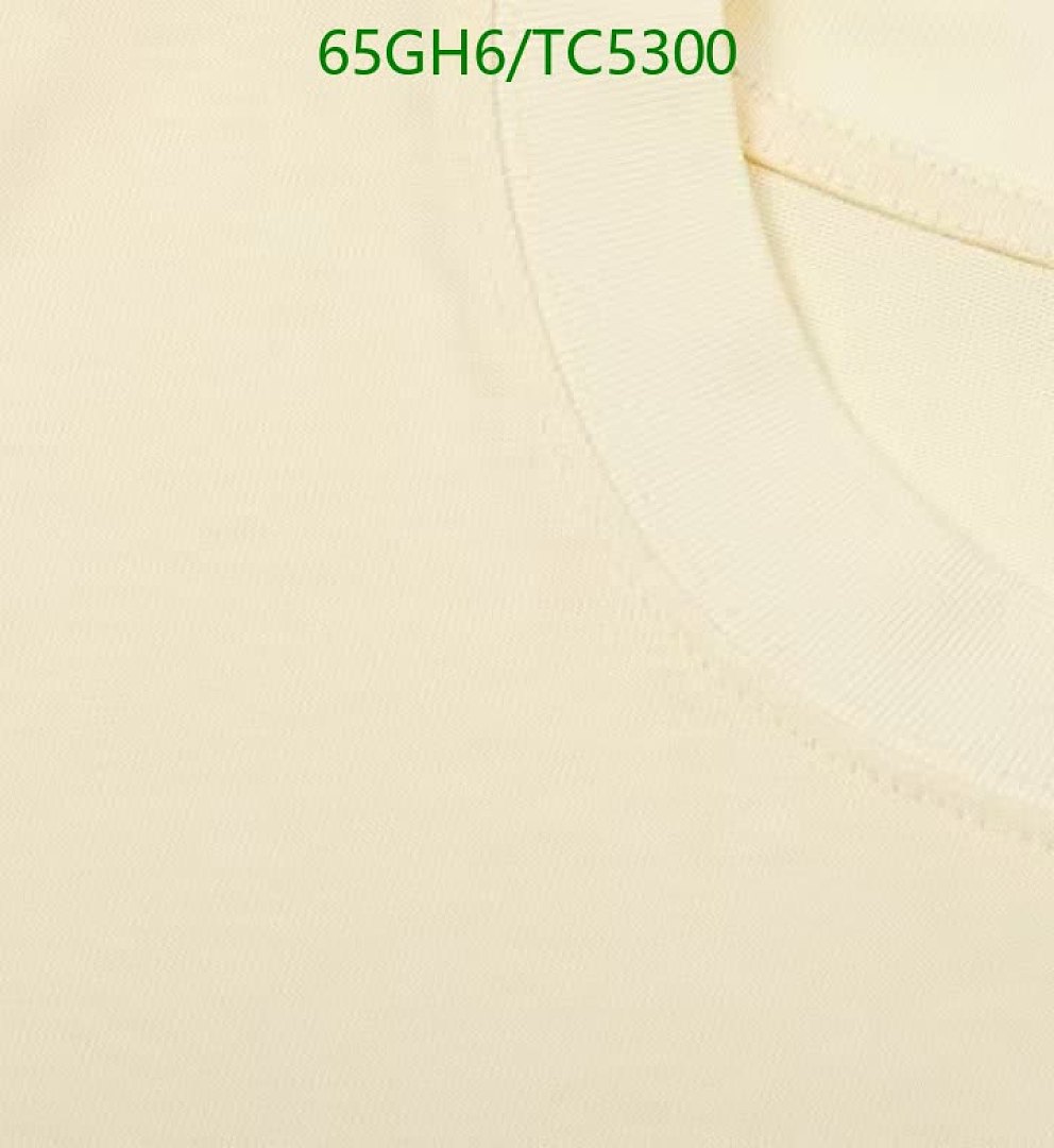 LV-Clothing Code: TC5300 $: 65USD