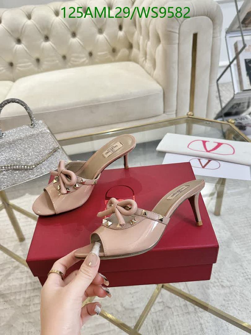 Valentino-Women Shoes Code: WS9582 $: 125USD