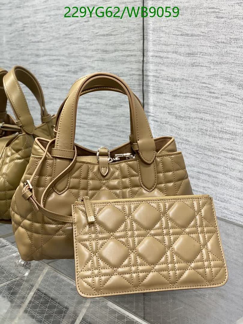 Dior-Bag-Mirror Quality Code: WB9059 $: 229USD