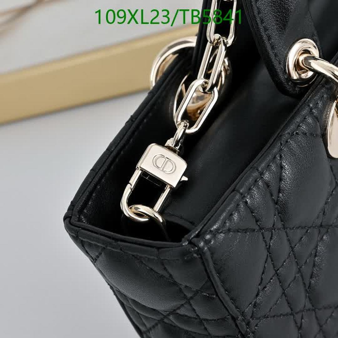 Dior-Bag-4A Quality Code: TB5841 $: 109USD