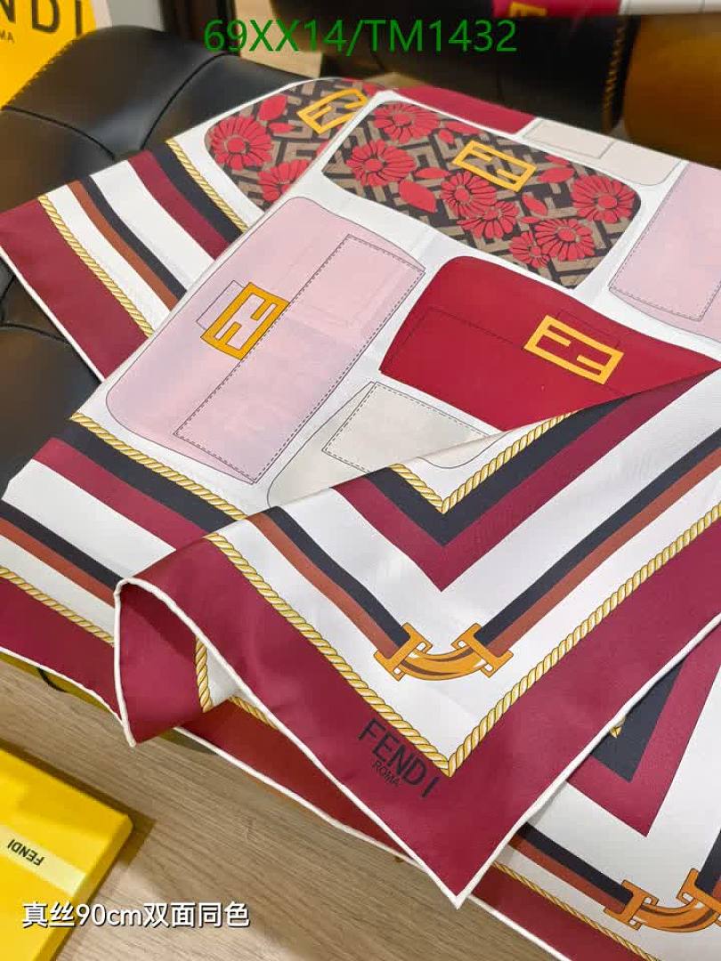 Fendi-Scarf Code: TM1432 $: 69USD