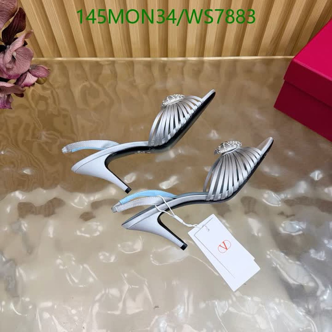 Valentino-Women Shoes Code: WS7883 $: 145USD