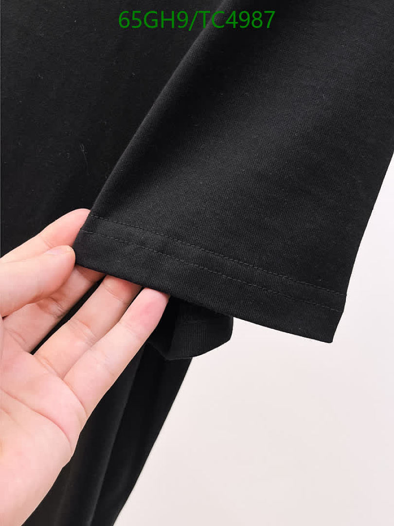 Burberry-Clothing Code: TC4987 $: 65USD
