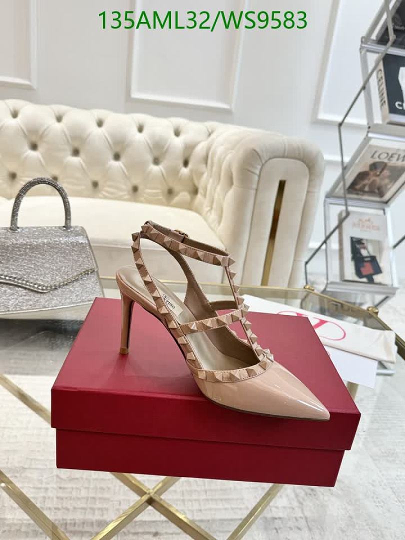 Valentino-Women Shoes Code: WS9583 $: 135USD