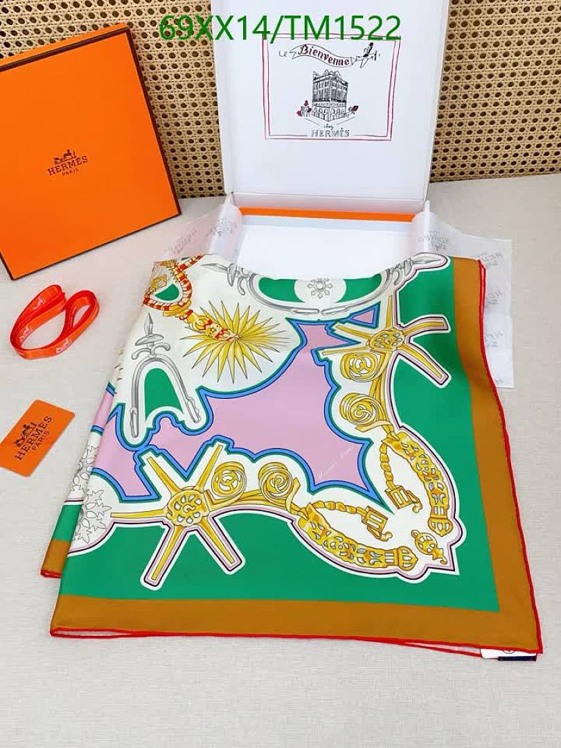 Hermes-Scarf Code: TM1522 $: 69USD