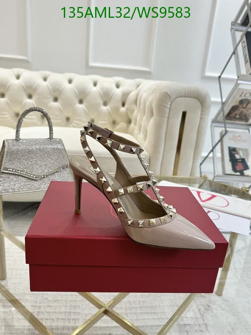 Valentino-Women Shoes Code: WS9583 $: 135USD