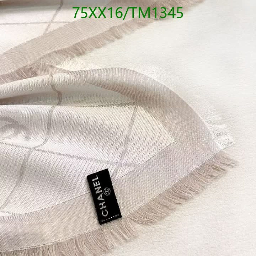 Chanel-Scarf Code: TM1345 $: 75USD