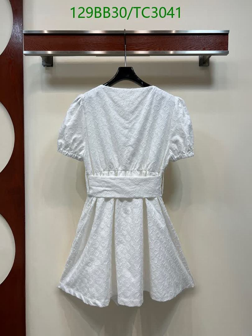 LV-Clothing Code: TC3041 $: 129USD