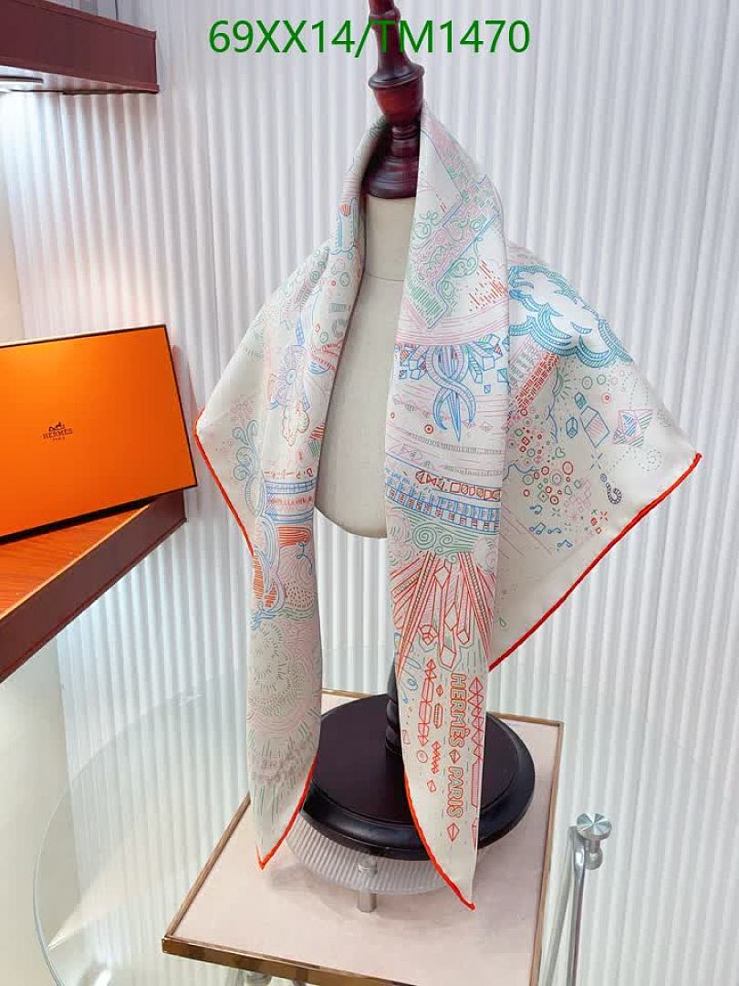 Hermes-Scarf Code: TM1470 $: 69USD