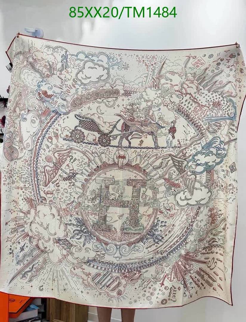 Hermes-Scarf Code: TM1484 $: 85USD