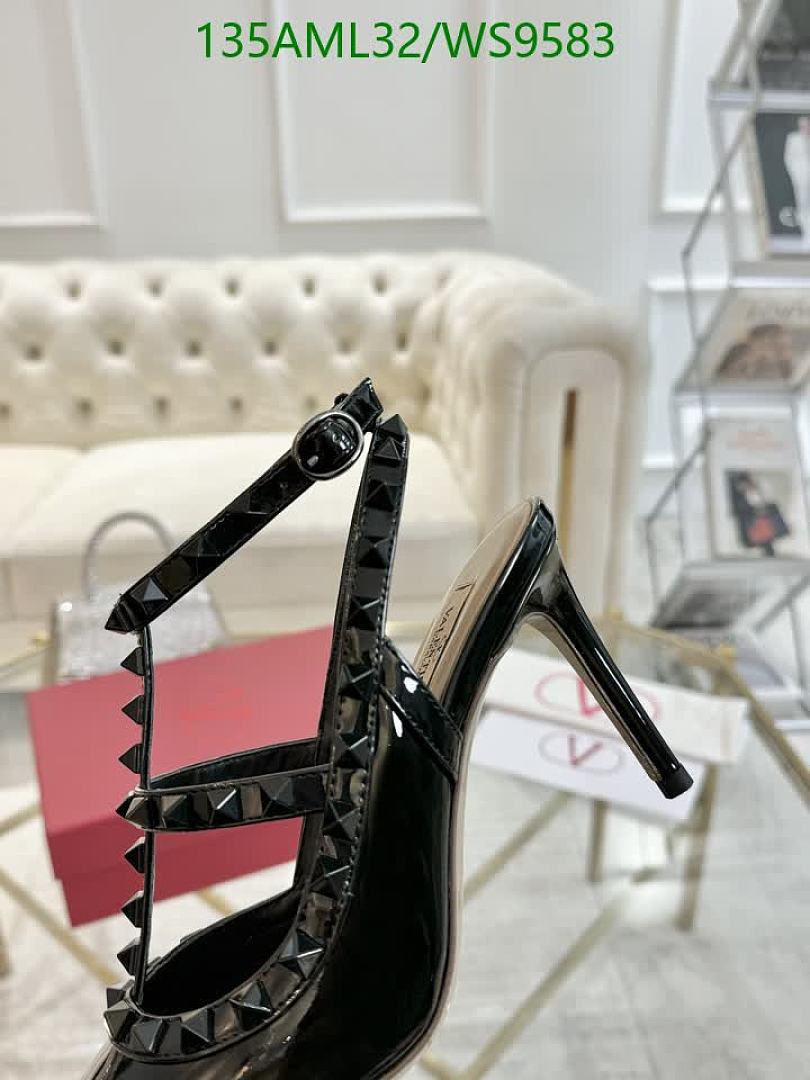 Valentino-Women Shoes Code: WS9583 $: 135USD