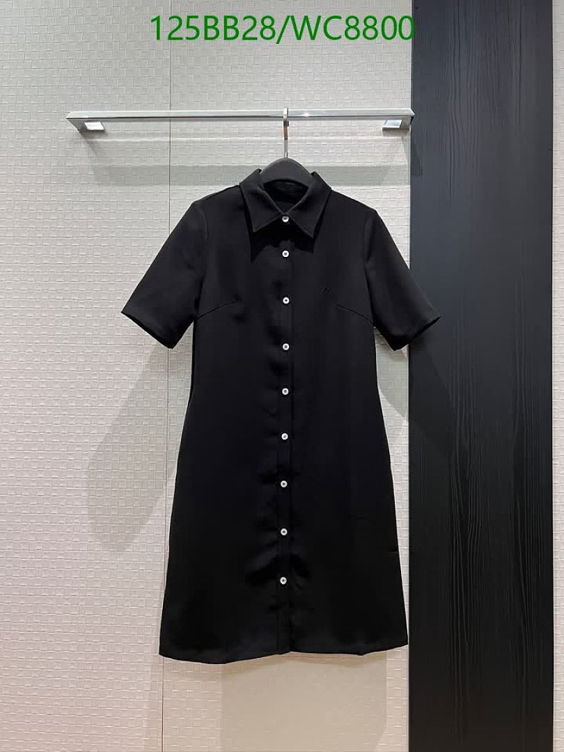 LV-Clothing Code: WC8800 $: 125USD