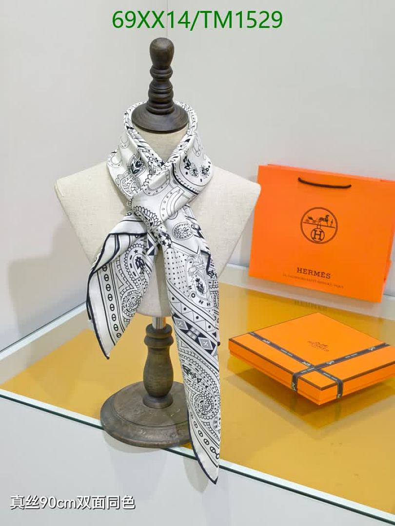 Hermes-Scarf Code: TM1529 $: 69USD