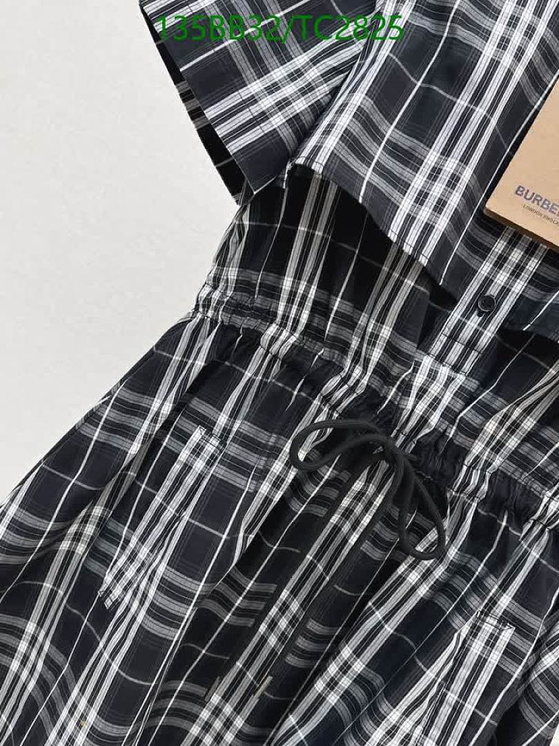 Burberry-Clothing Code: TC2825 $: 135USD