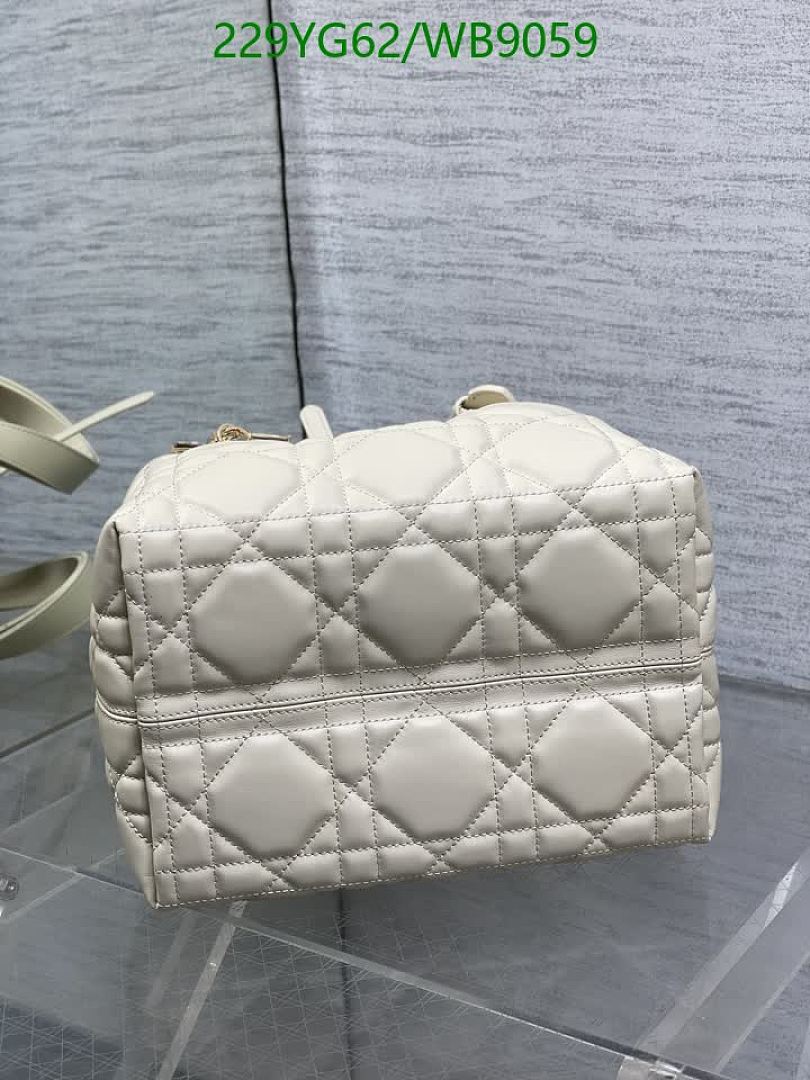 Dior-Bag-Mirror Quality Code: WB9059 $: 229USD