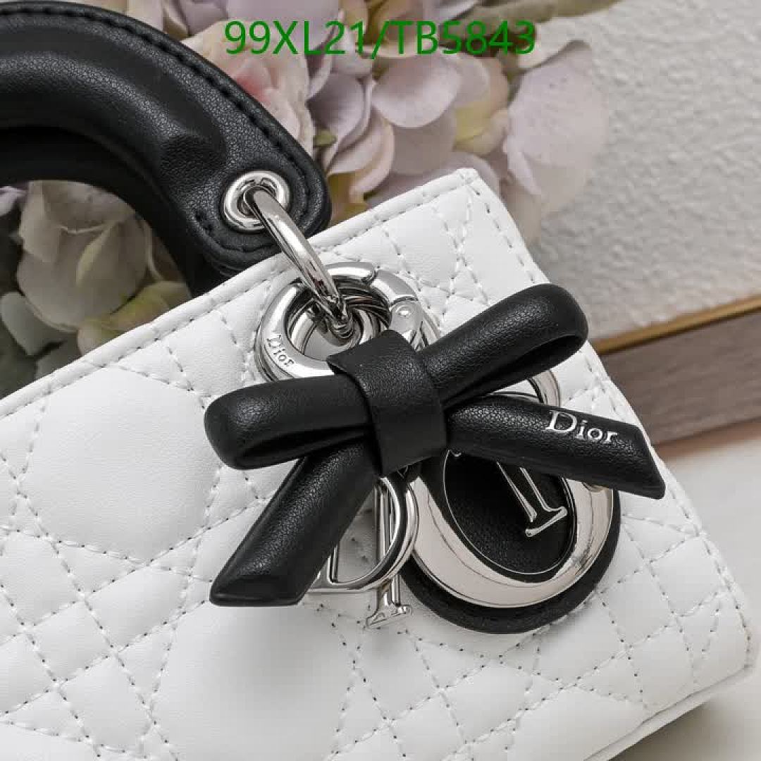 Dior-Bag-4A Quality Code: TB5843 $: 99USD