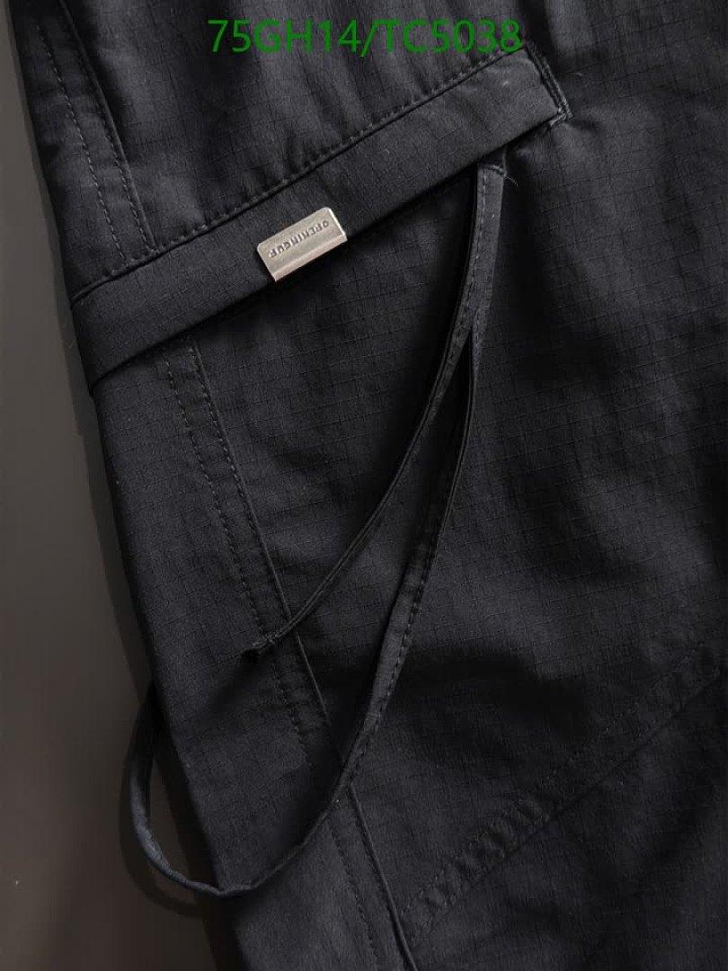 Burberry-Clothing Code: TC5038 $: 75USD