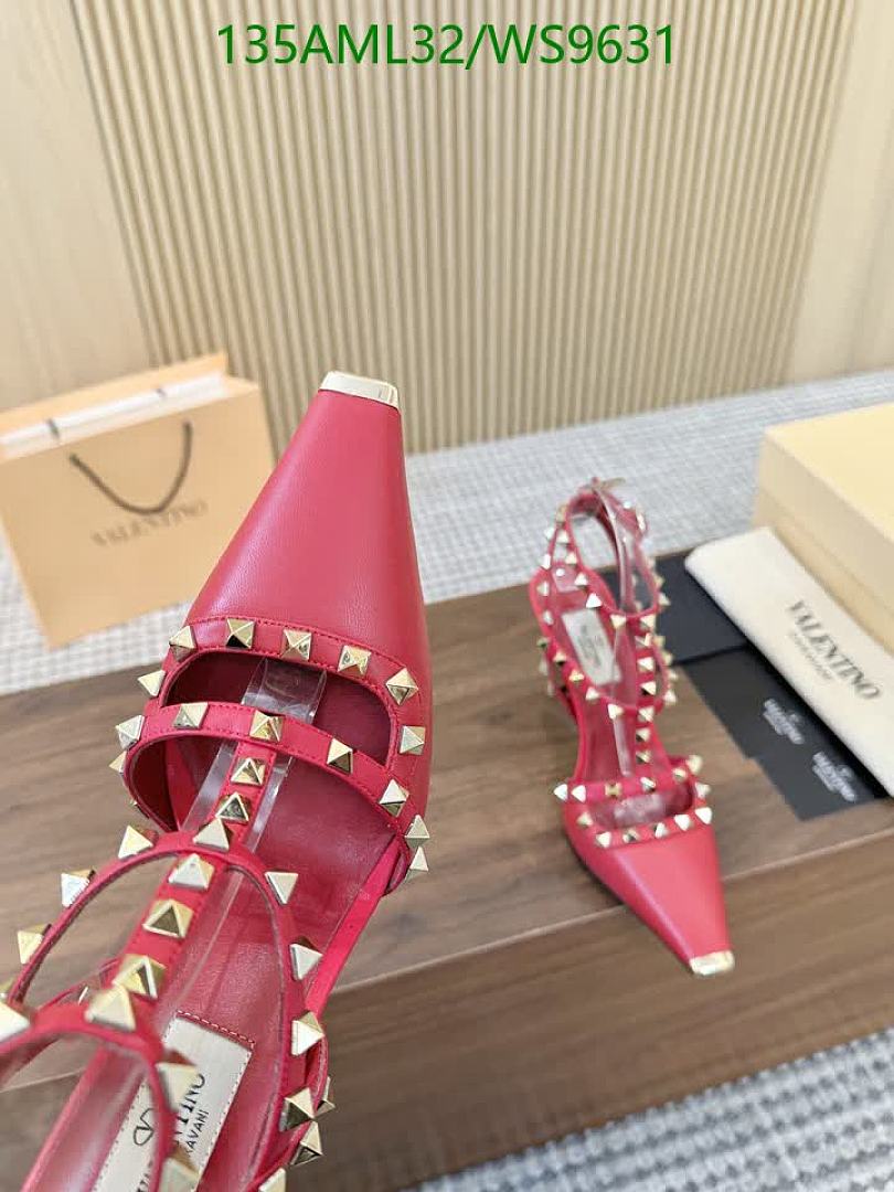 Valentino-Women Shoes Code: WS9631 $: 135USD