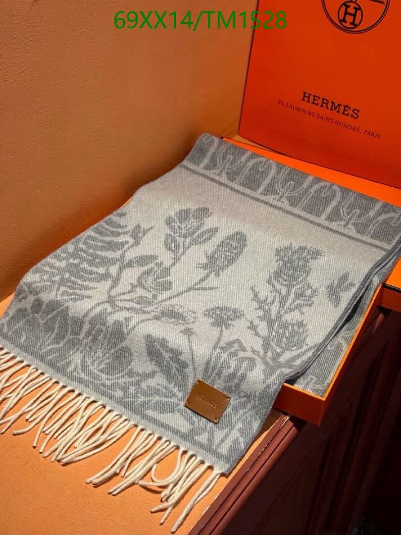 Hermes-Scarf Code: TM1528 $: 69USD
