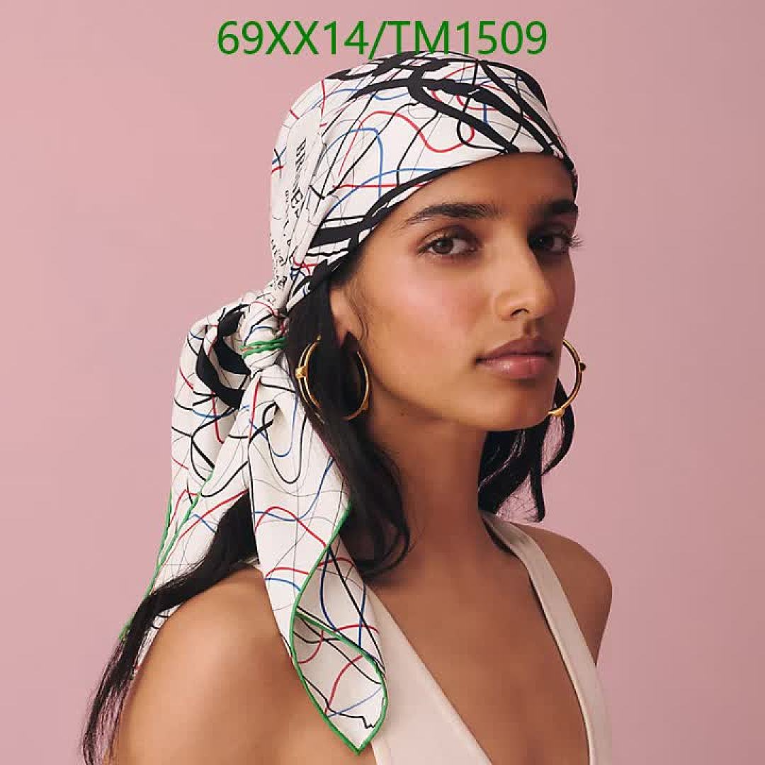 Hermes-Scarf Code: TM1509 $: 69USD