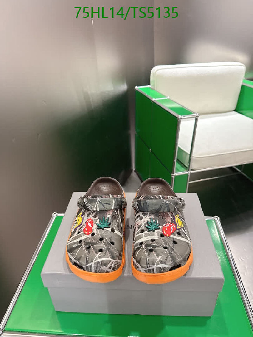 Balenciaga-Women Shoes Code: TS5135 $: 75USD