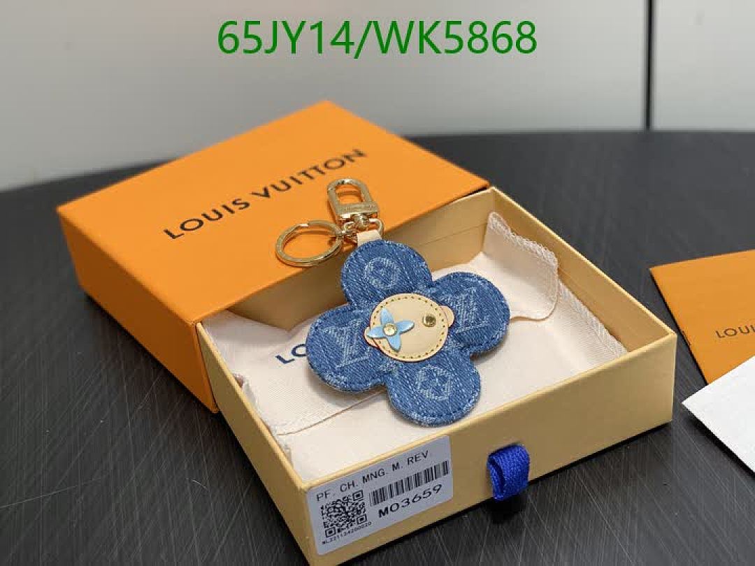 LV-Key pendant Code: WK5868 $: 65USD