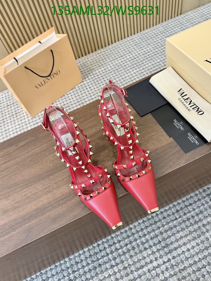 Valentino-Women Shoes Code: WS9631 $: 135USD