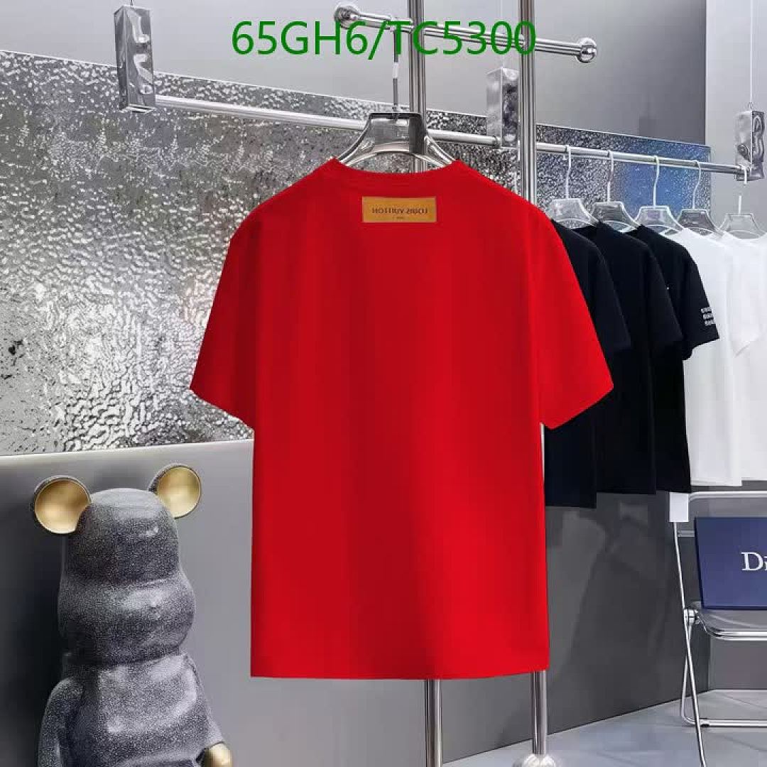 LV-Clothing Code: TC5300 $: 65USD
