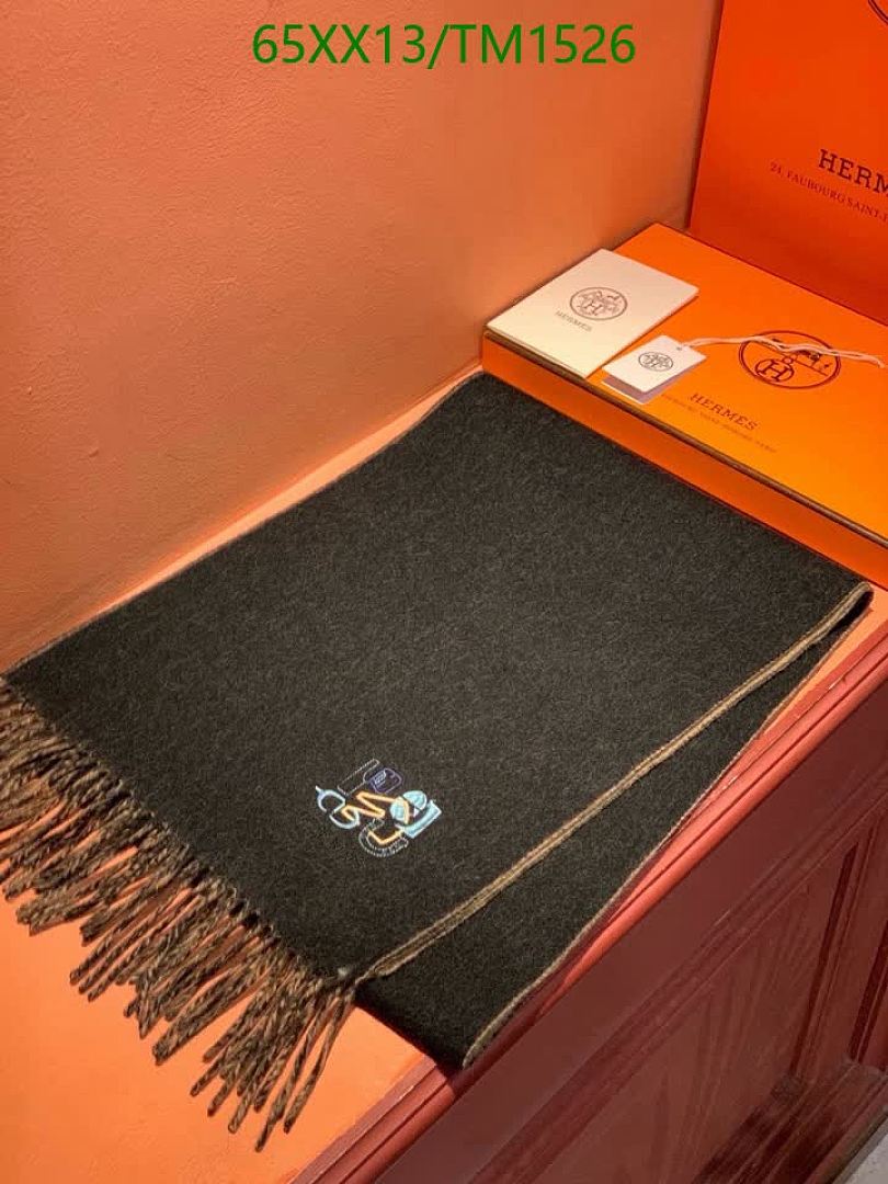 Hermes-Scarf Code: TM1526 $: 65USD