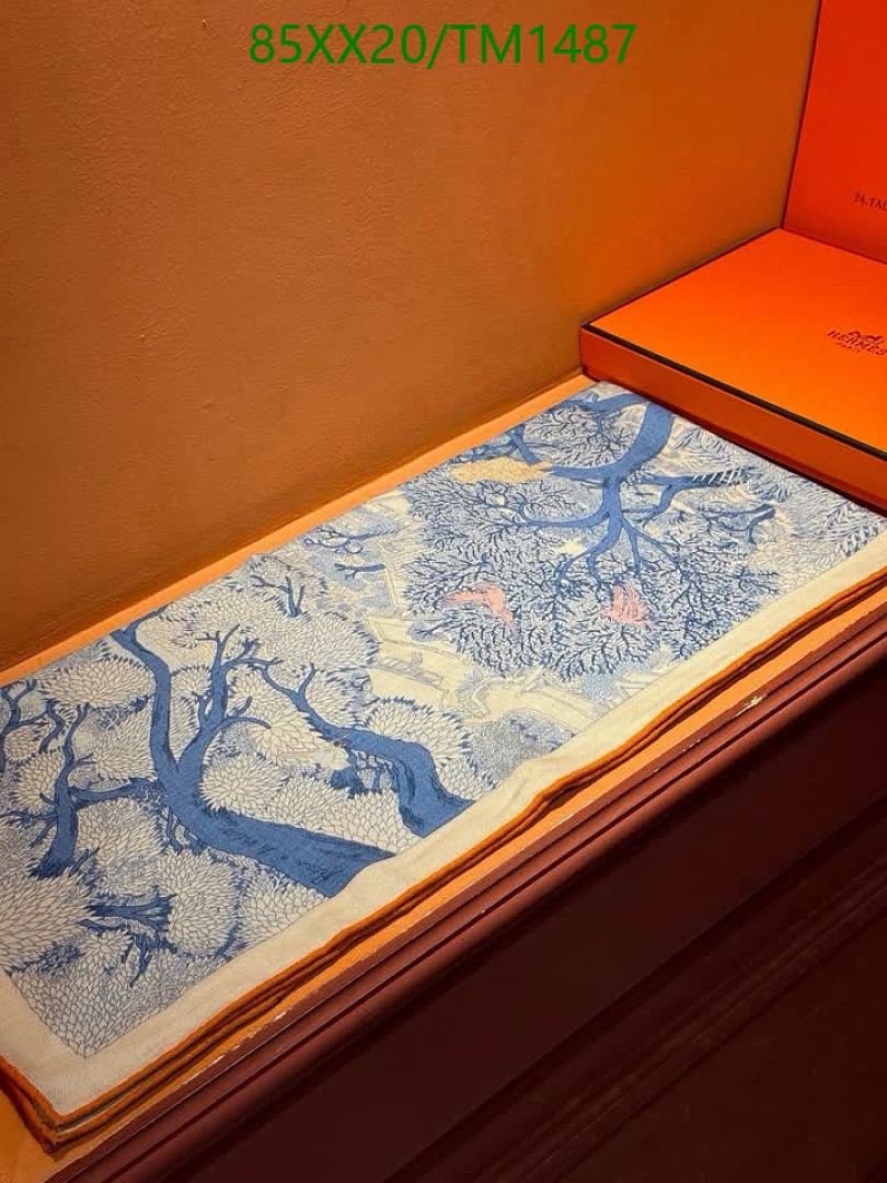 Hermes-Scarf Code: TM1487 $: 85USD