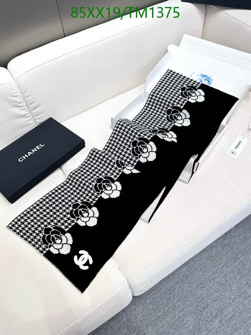 Chanel-Scarf Code: TM1375 $: 85USD