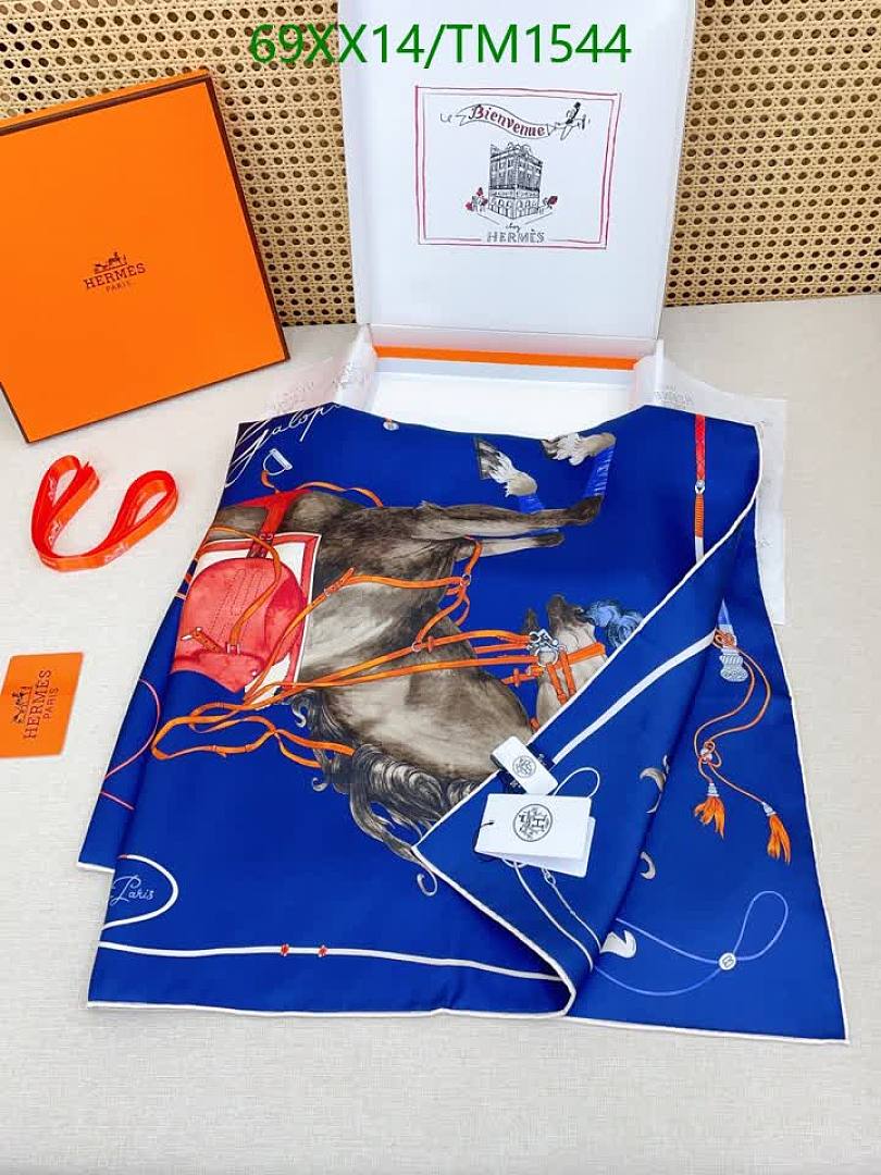 Hermes-Scarf Code: TM1544 $: 69USD