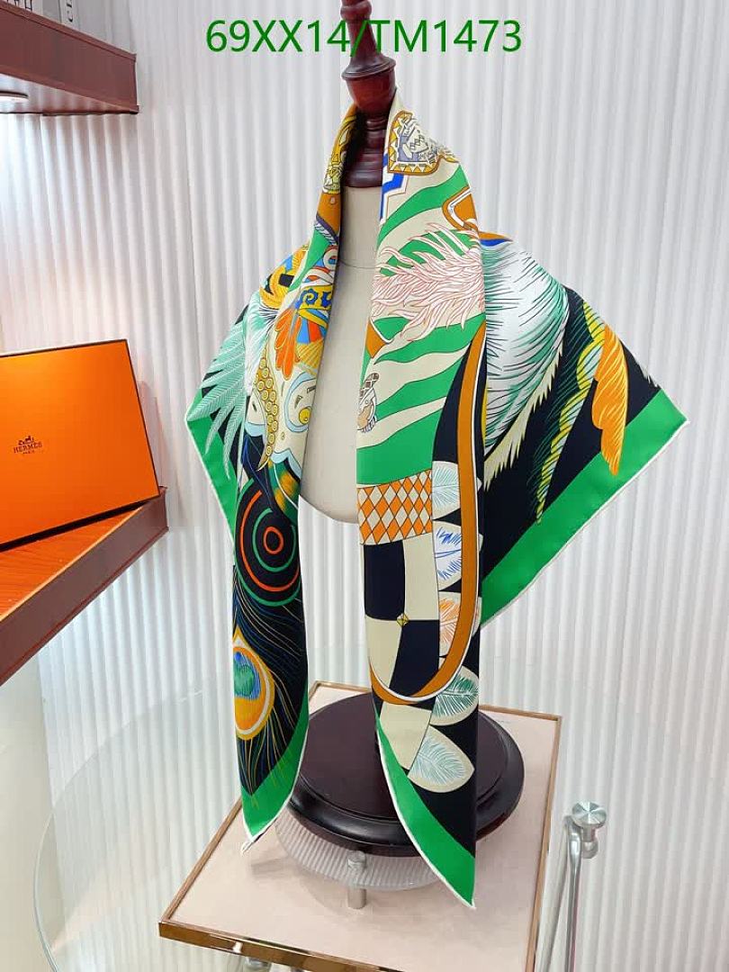 Hermes-Scarf Code: TM1473 $: 69USD