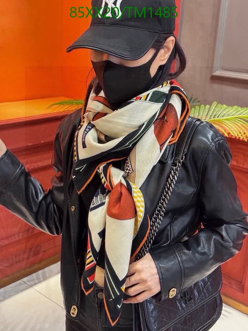 Hermes-Scarf Code: TM1485 $: 85USD