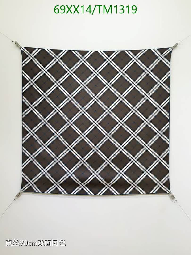 Burberry-Scarf Code: TM1319 $: 69USD