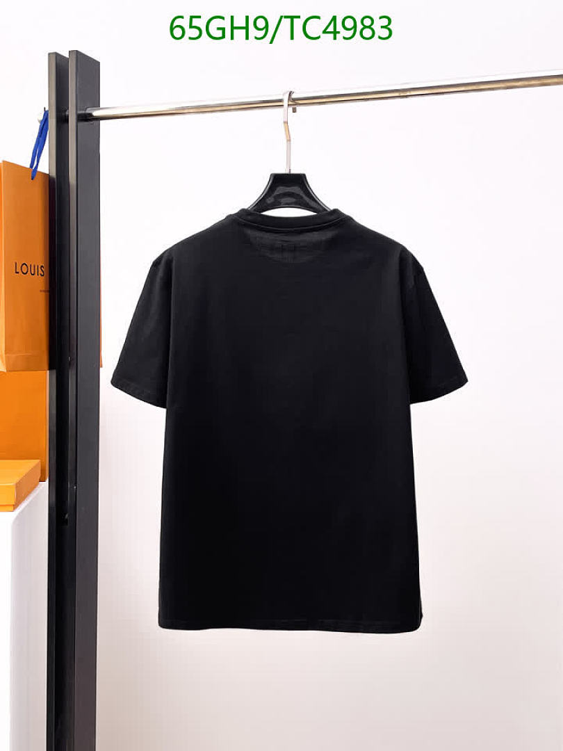 Burberry-Clothing Code: TC4983 $: 65USD