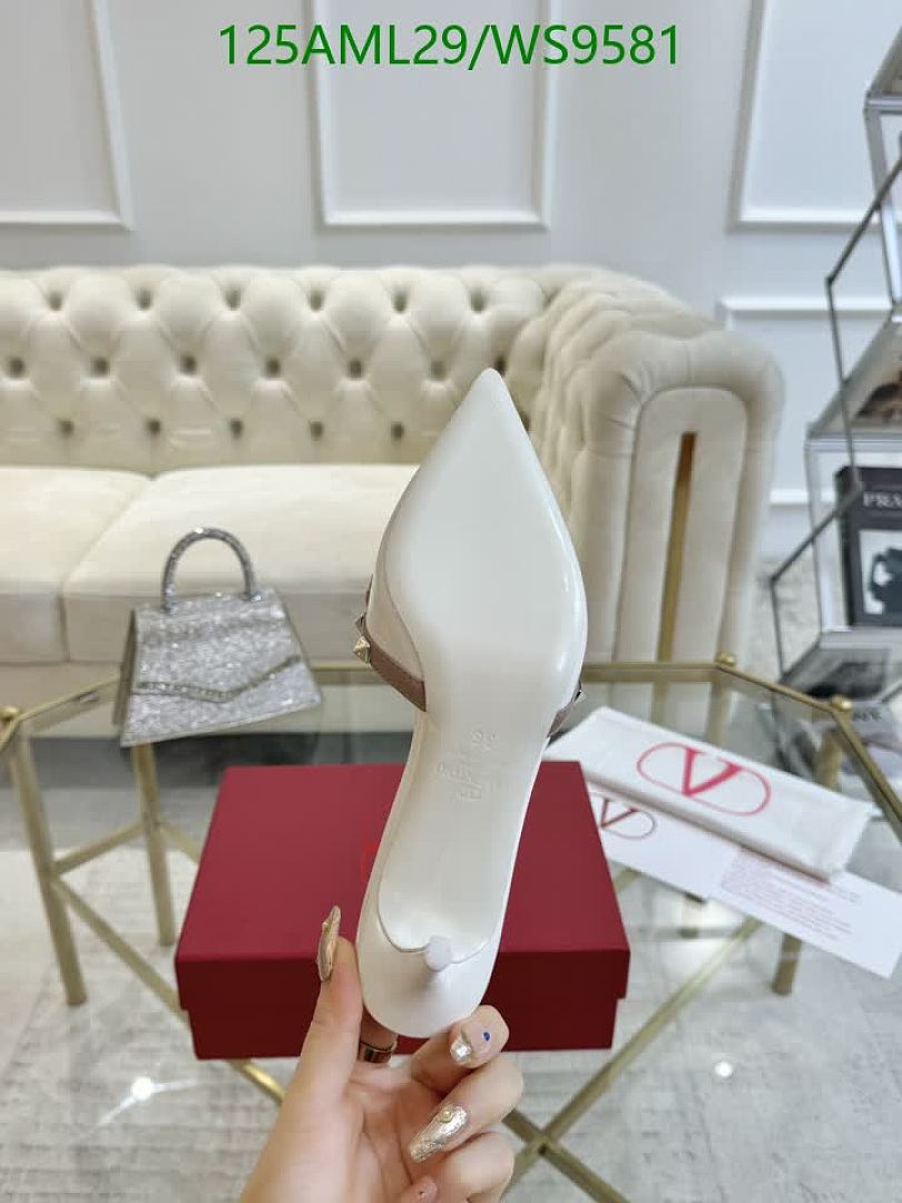 Valentino-Women Shoes Code: WS9581 $: 125USD