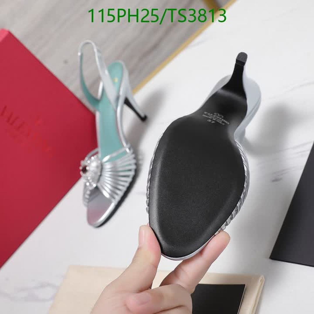 Valentino-Women Shoes Code: TS3813 $: 115USD