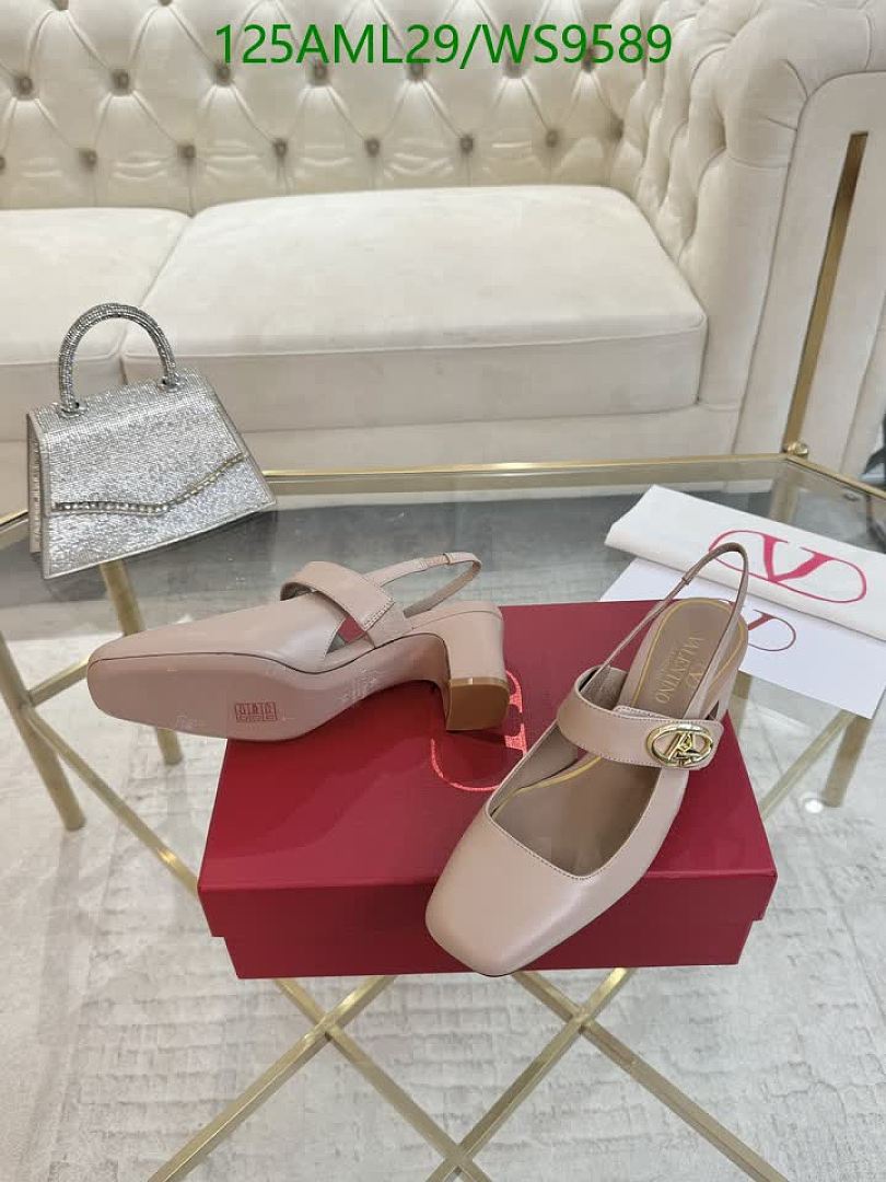 Valentino-Women Shoes Code: WS9589 $: 125USD