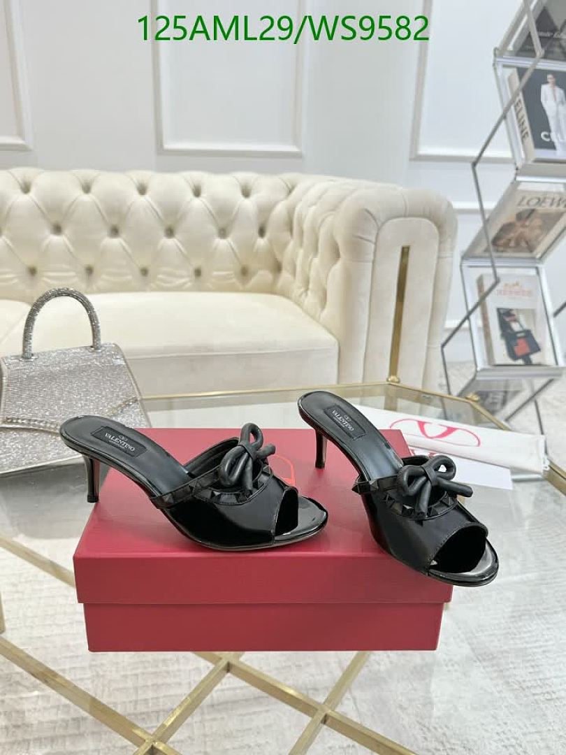 Valentino-Women Shoes Code: WS9582 $: 125USD