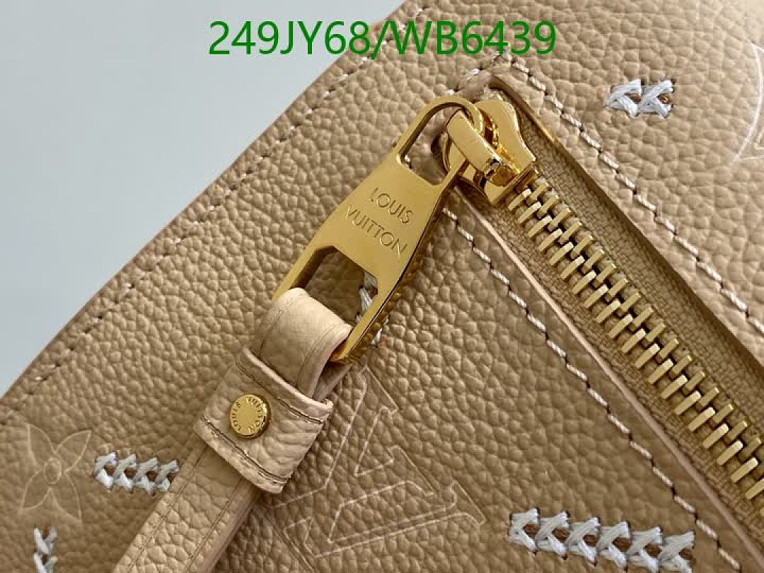LV-Bag-Mirror Quality Code: WB6439 $: 249USD