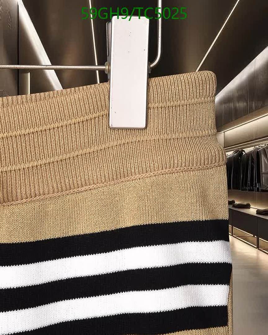 Burberry-Clothing Code: TC5025 $: 59USD