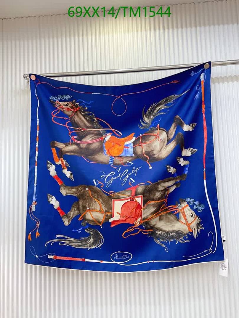 Hermes-Scarf Code: TM1544 $: 69USD