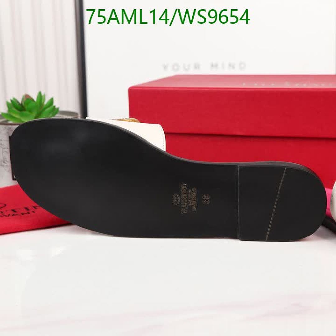 Valentino-Women Shoes Code: WS9654 $: 75USD