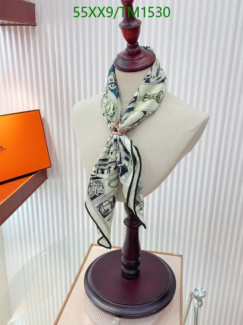 Hermes-Scarf Code: TM1530 $: 55USD