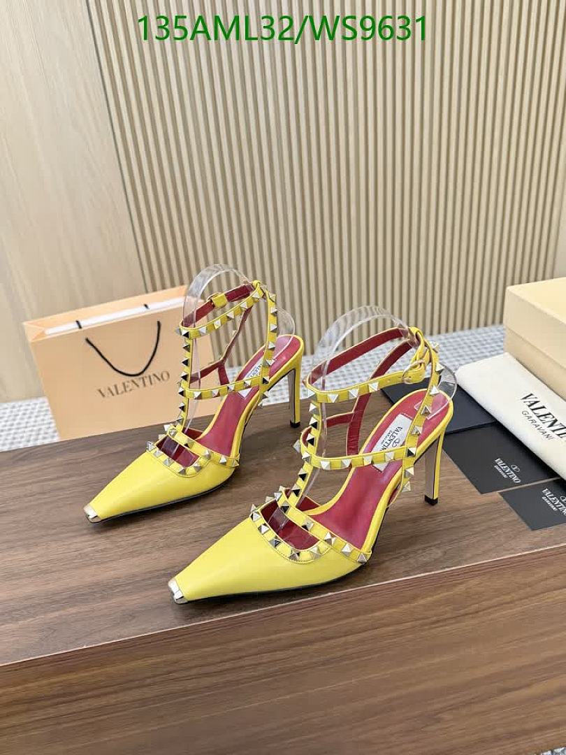 Valentino-Women Shoes Code: WS9631 $: 135USD