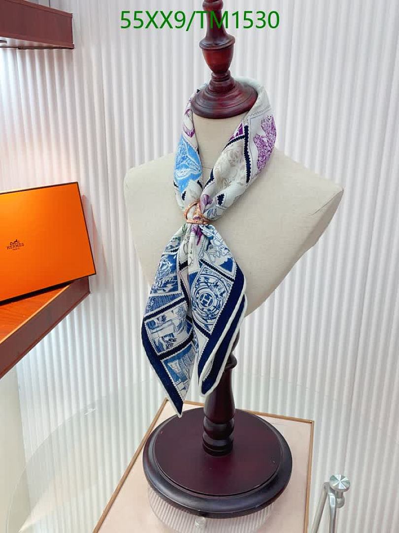 Hermes-Scarf Code: TM1530 $: 55USD