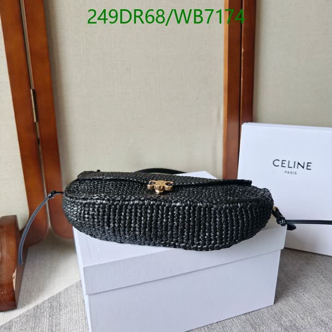 Celine-Bag-Mirror Quality Code: WB7174 $: 249USD