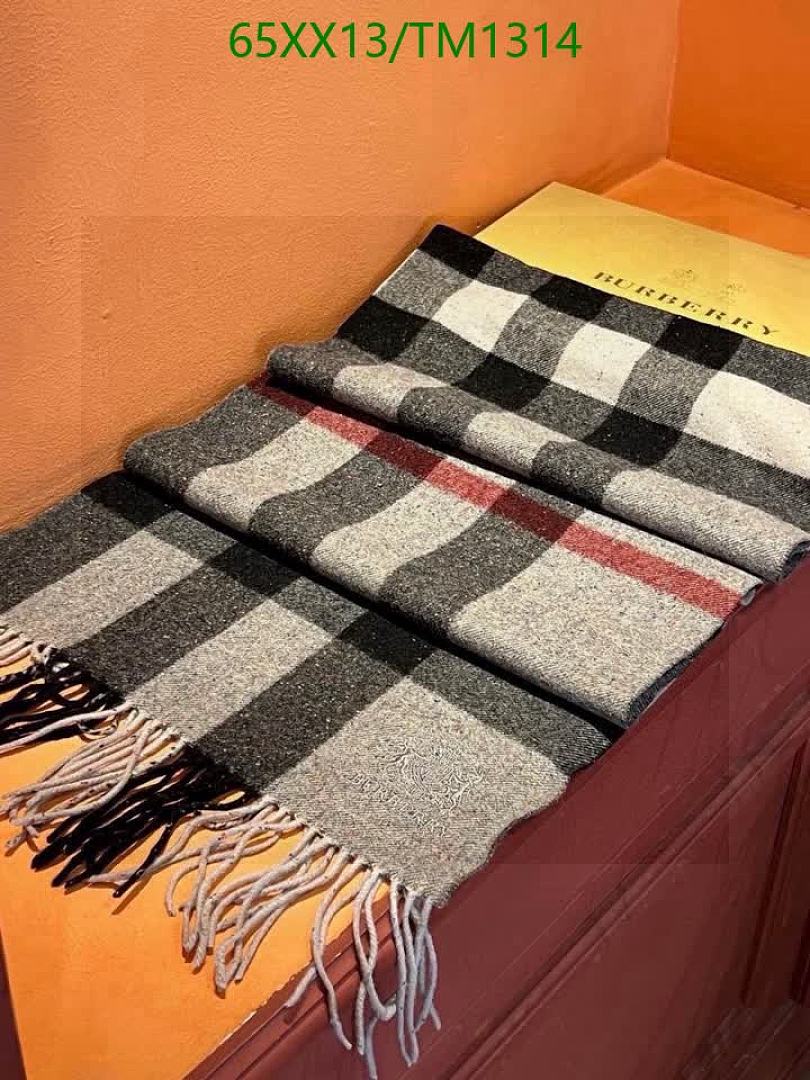 Burberry-Scarf Code: TM1314 $: 65USD